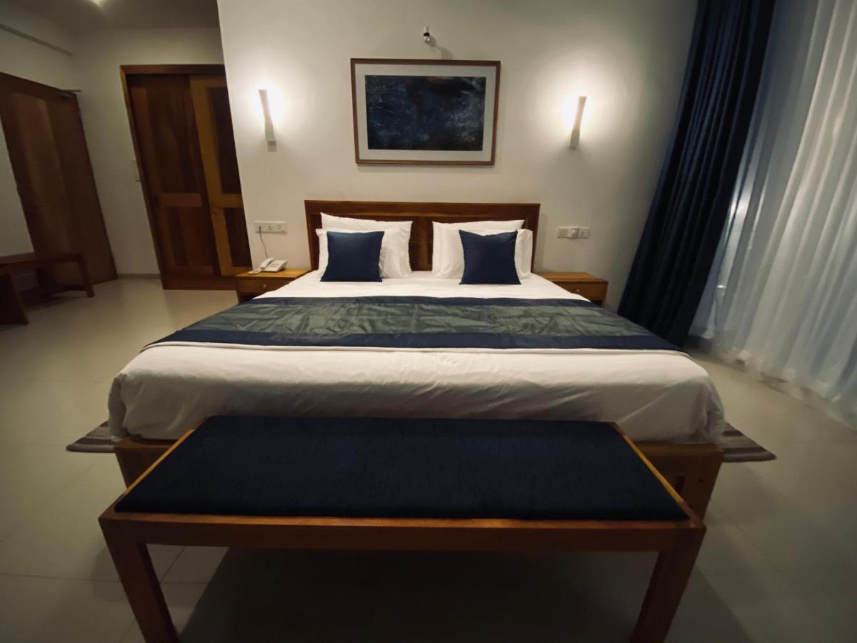 The Lighthouse Negombo 호텔 외부 사진