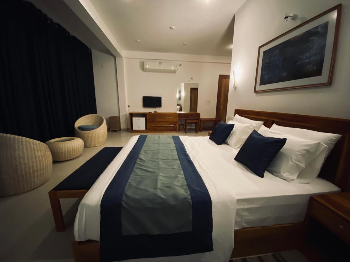 The Lighthouse Negombo 호텔 외부 사진