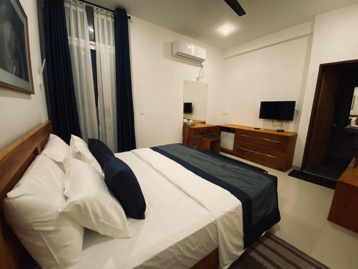 The Lighthouse Negombo 호텔 외부 사진